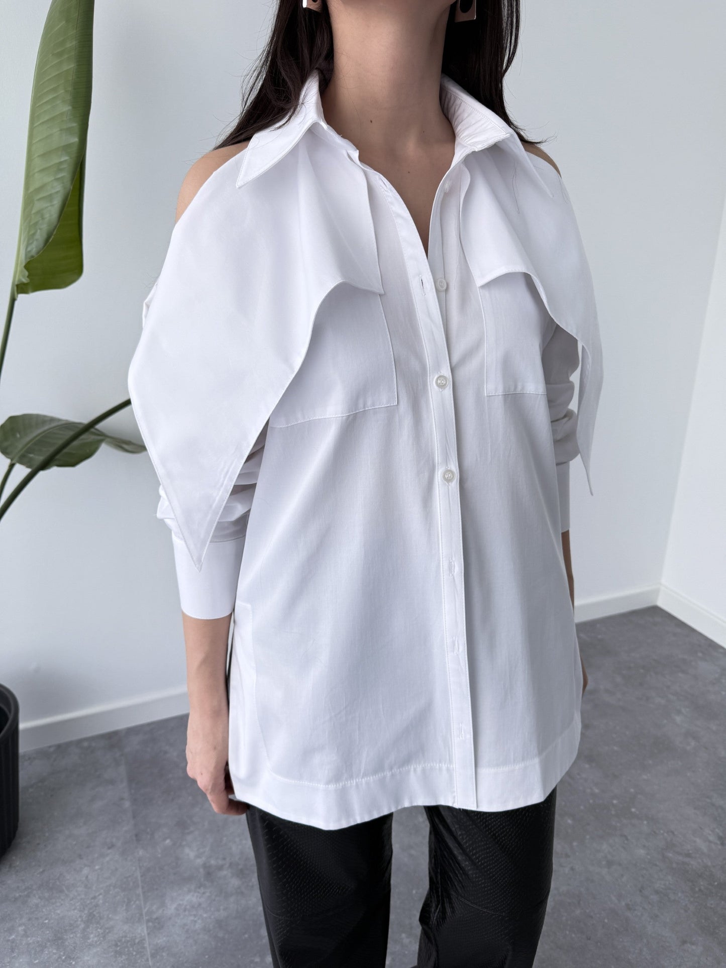 Window Detailed Shoulders Shirt