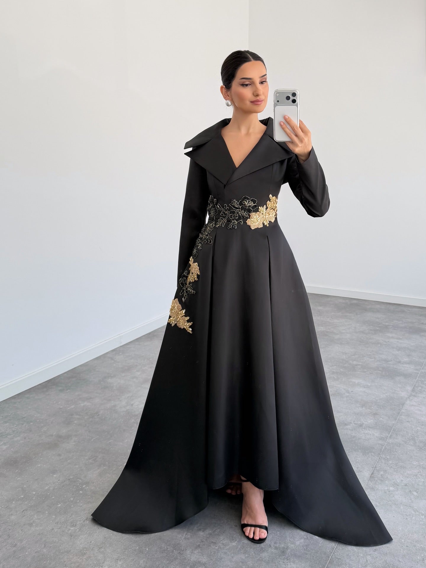 Noéline Collar Dress
