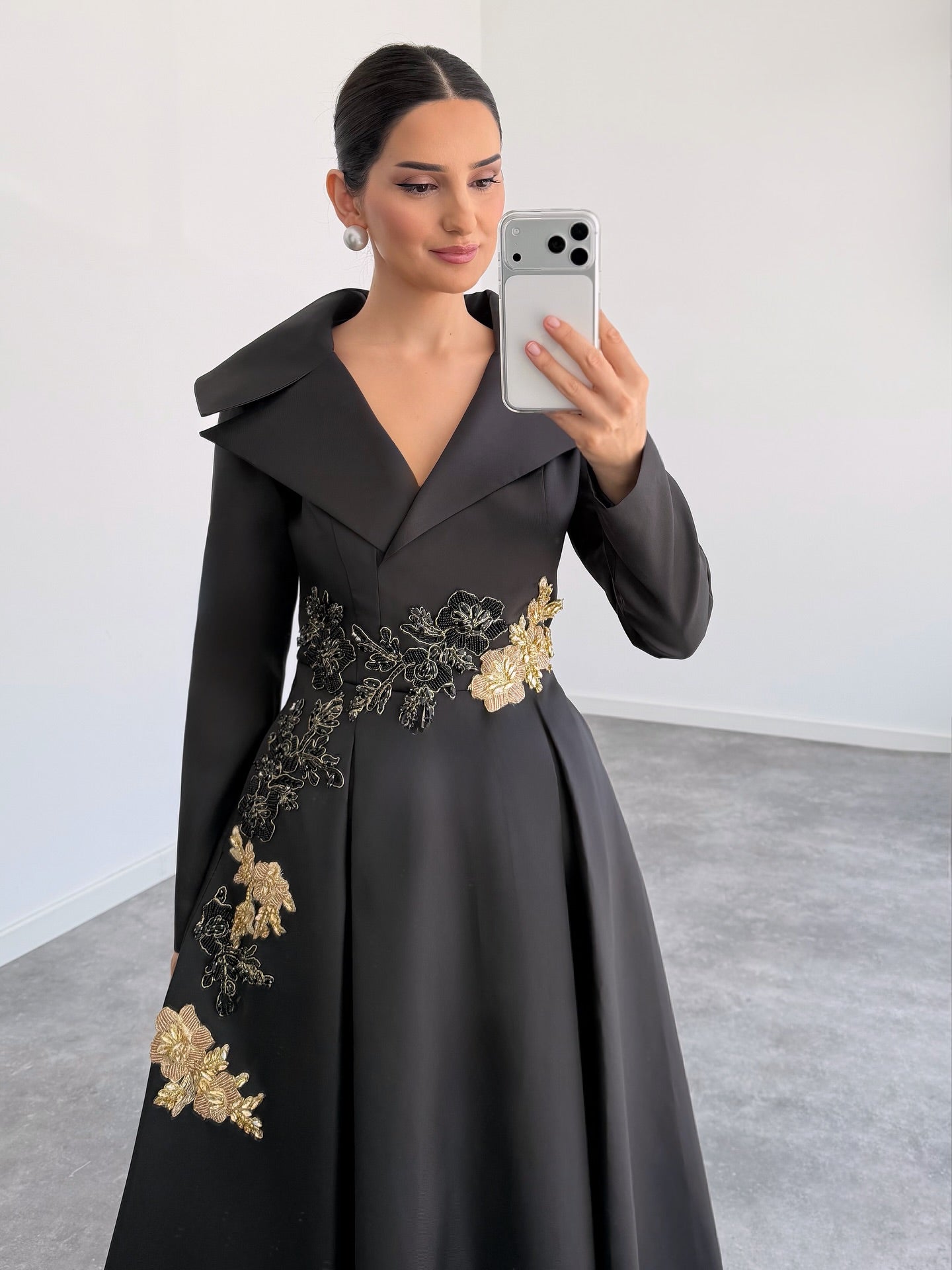 Noéline Collar Dress