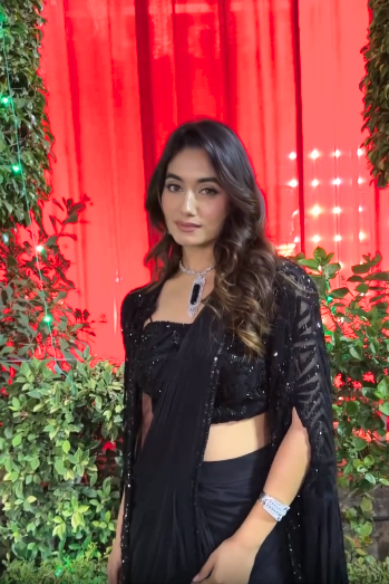 Saavi Drape Saree Set